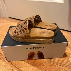 Hush Puppies Cut Out Tan Slides